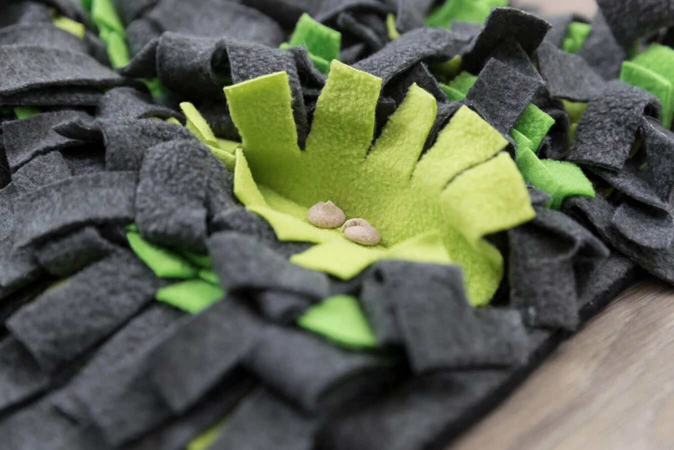 Trixie Tapis à Renifler Pour Lapin Et Cochon D'inde 27 × 20 Cm 2 Trixie Tapis à Renifler Pour Lapin Et Cochon D'inde 27 × 20 Cm – Image 2